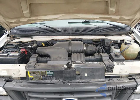 2005 Ford E-150 Commercial/Recreational from USA, damaged, VIN 1FTRE14W35HA16330